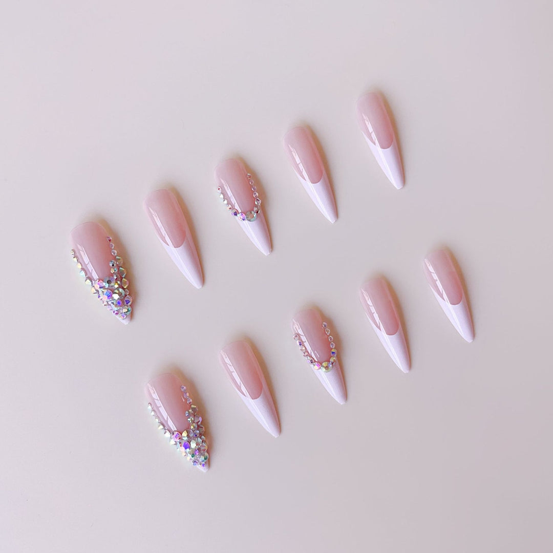 Artificial nail set with glamorous rhinestone decorations and elegant tips Kalsten