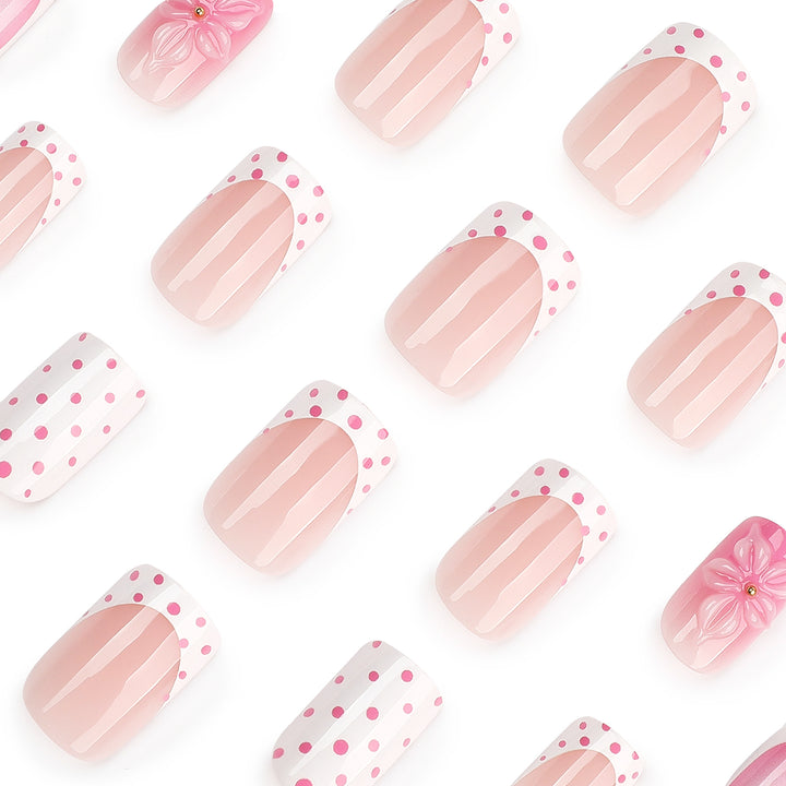 Artificial nail art with trendy flower decor and dots Kalsten