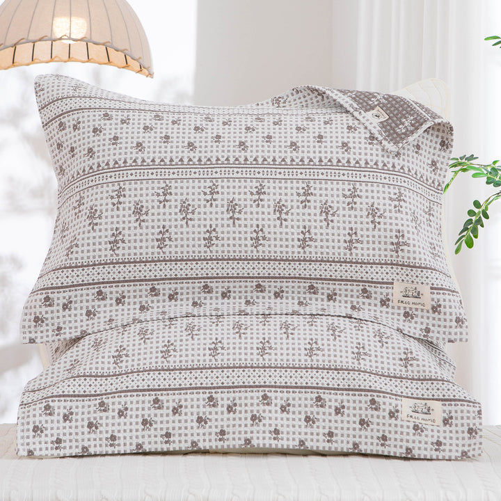 Women's pillowcase with modern checkered pattern Kalsten