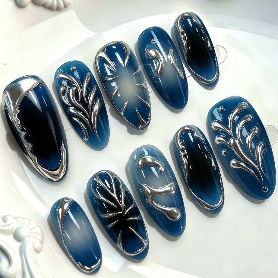Artificial nails in the elegant leaf design Kalsten