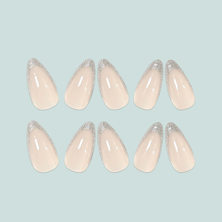 Glamorous stiletto artificial nails with glitter tips Kalsten