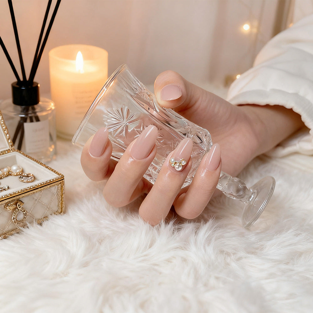 Artificial nail set with elegant pearl design and high-gloss surface Kalsten