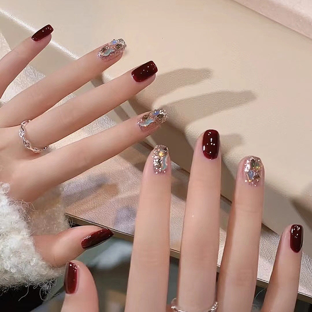 Glamorous Accent Press-On Nail Set Kalsten