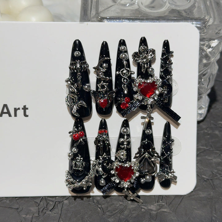 Glamorous Nail Art Extensions