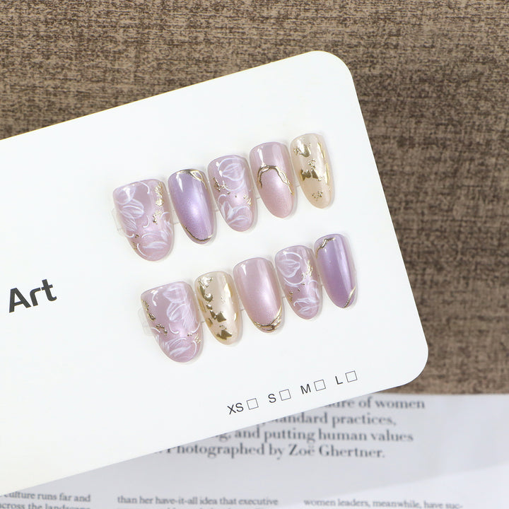 Floral and Metallic Press-On Nail Art Kalsten