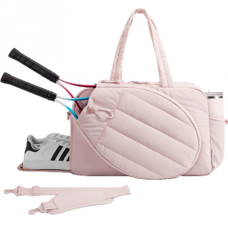 Multifunctional sports bag with integrated compartments for tennis accessories Kalsten