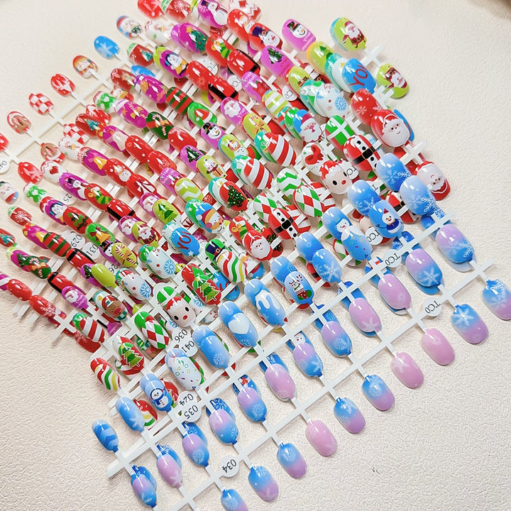 Children's Fun Holiday-Themed Fake Nail Set Kalsten