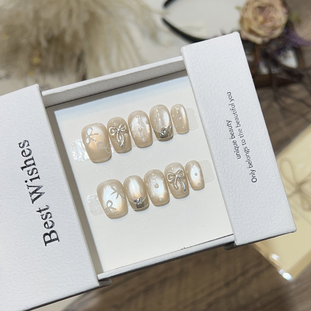 Elegant Bow-Embellished Press-On Nail Art Set Kalsten