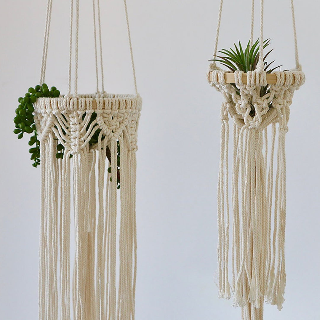 Exquisite Macrame Hanging Planter Kalsten
