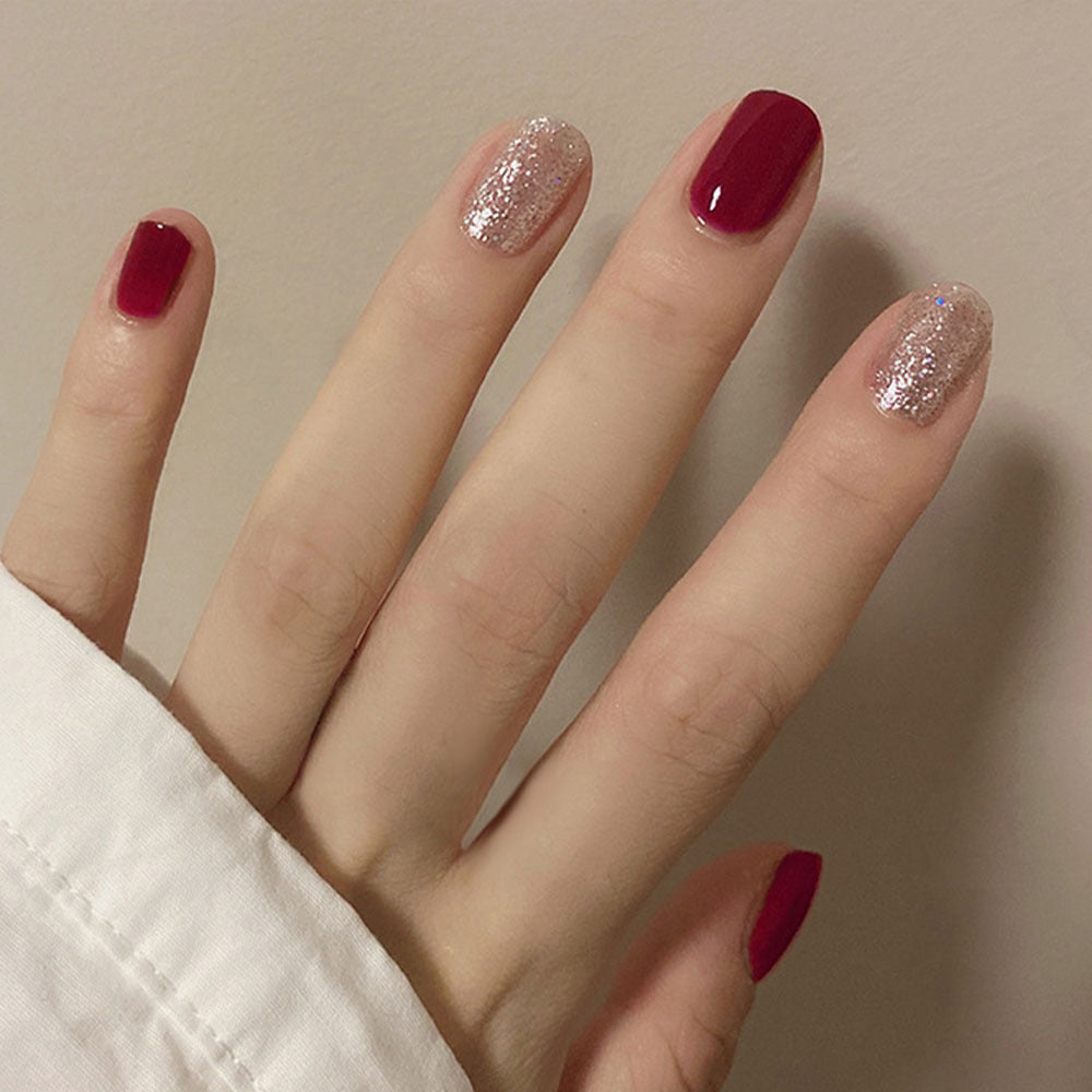 Elegant and Natural Nail Decoration Kalsten