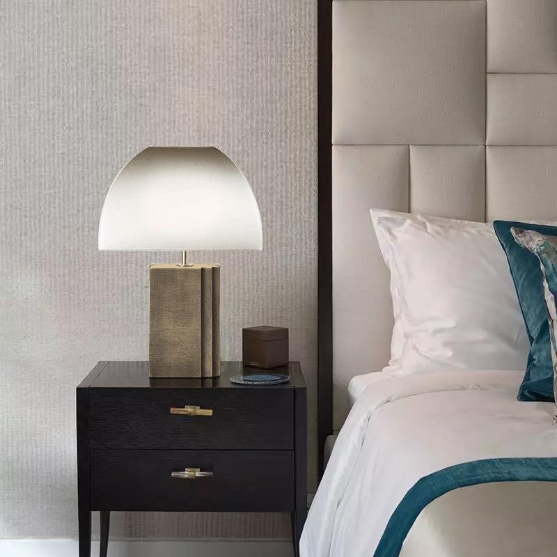 Artistic Decorative Table Lamp