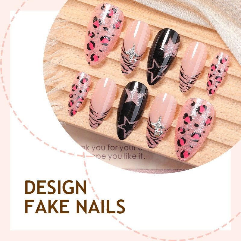Creative nail art set with leopard and glitter accents Kalsten