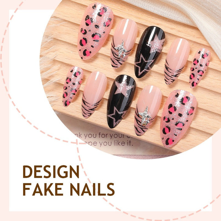 Creative nail art set with leopard and glitter accents Kalsten