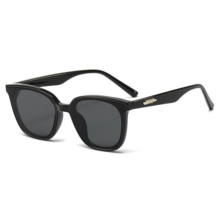 Ladies stylish sunglasses with robust and modern design Kalsten