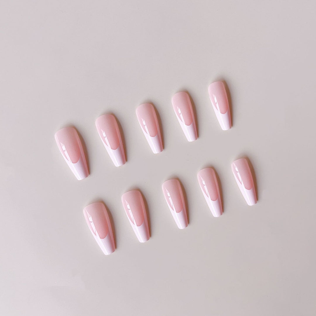 Acrylic nail set in stylish French Design Kalsten