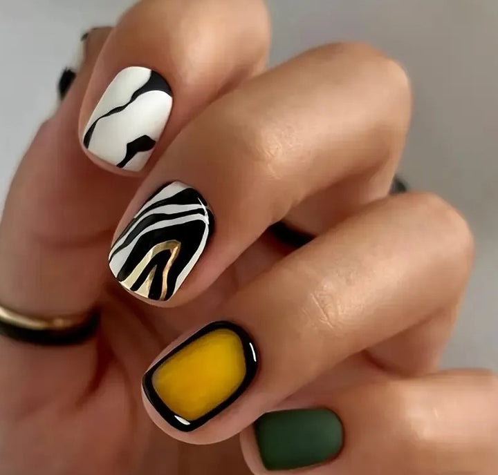 Artistic Abstract Nail Art Kalsten