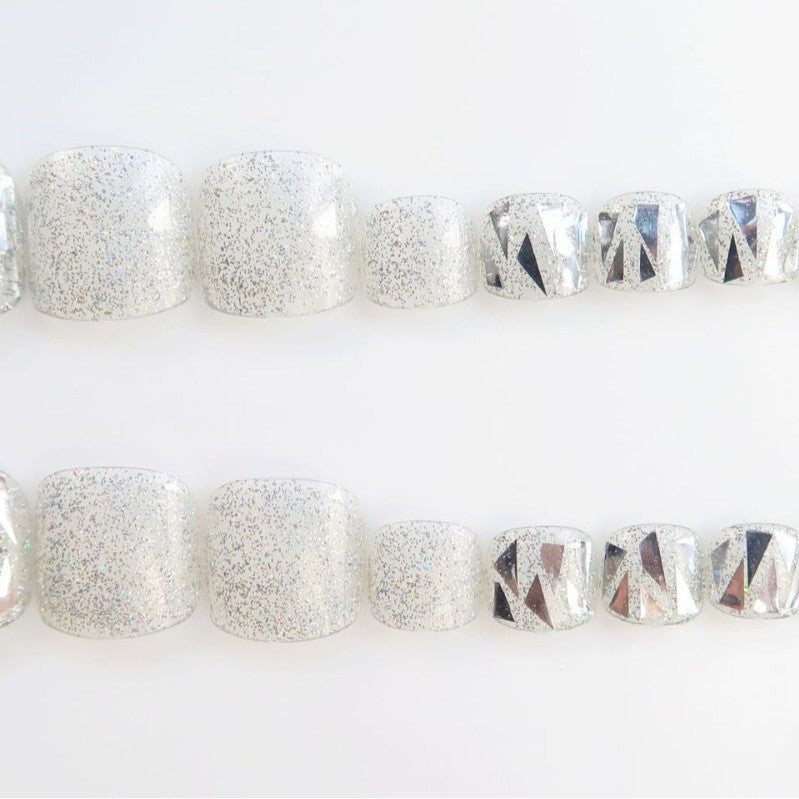 Premium Glittery Press-On Nail Art Set Kalsten