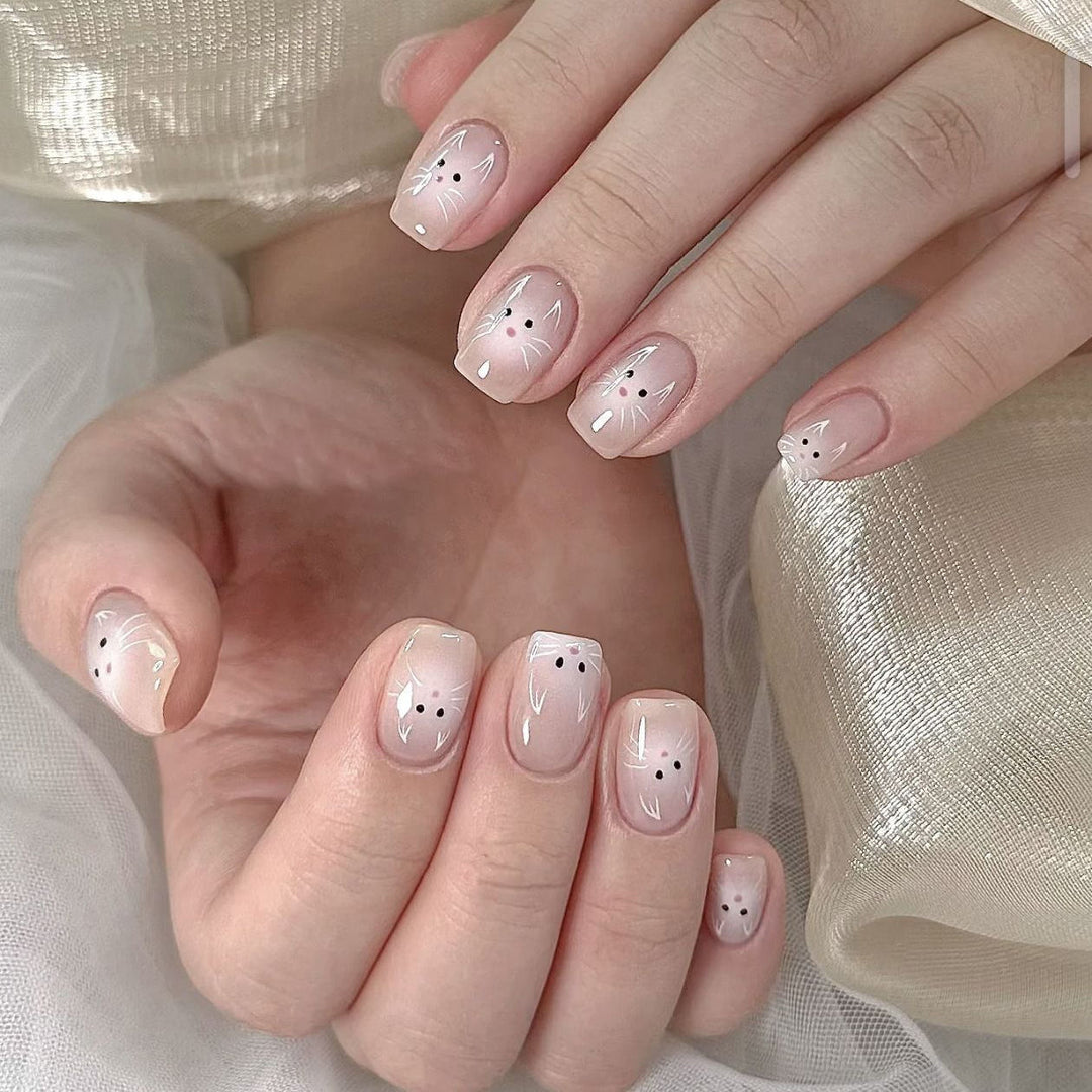 Artificial nails with elegant ombre look Kalsten