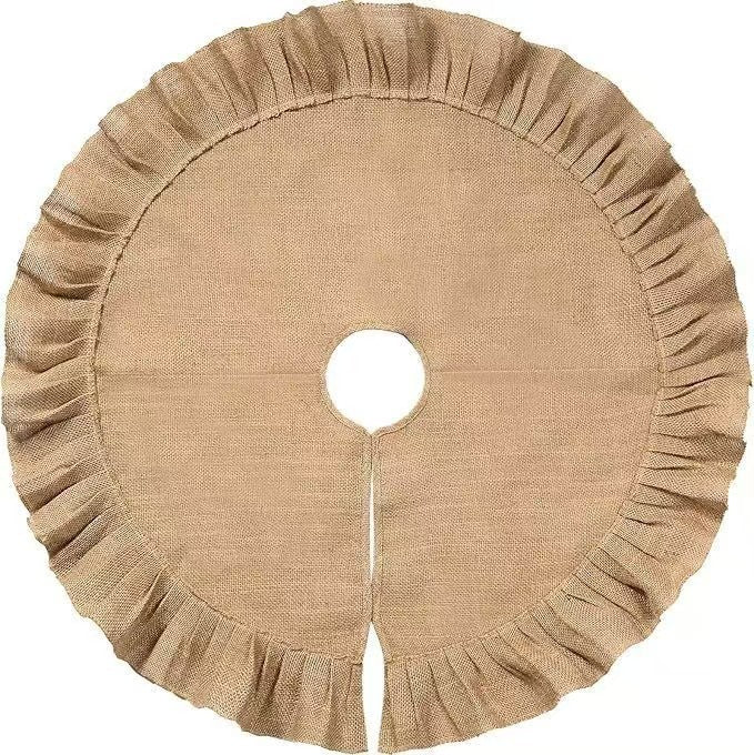 Rustic Christmas tree skirt with ruffle detail Kalsten