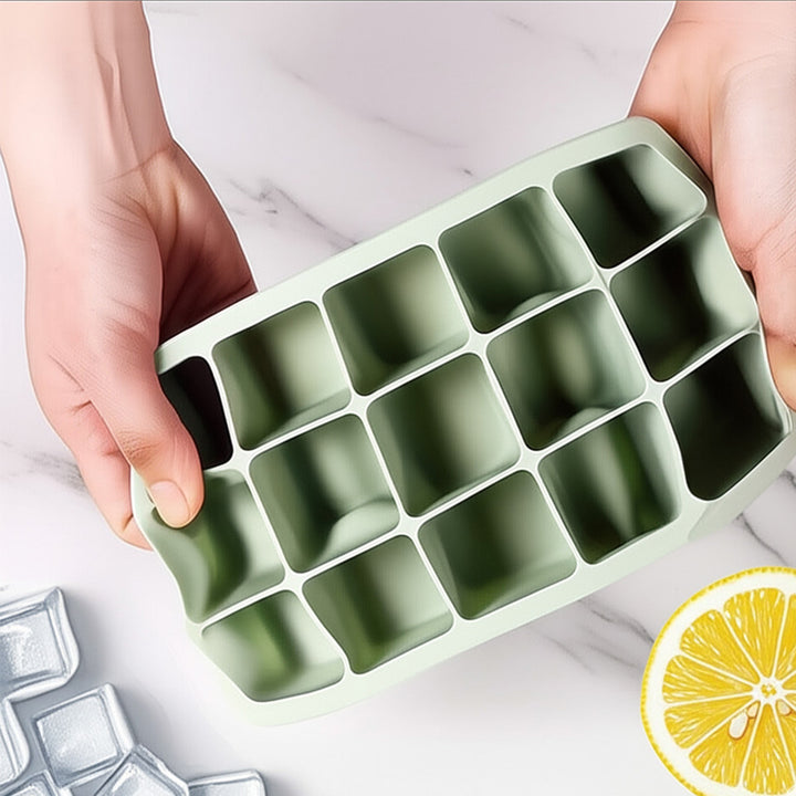 Silicone ice cube tray with practical storage box Kalsten