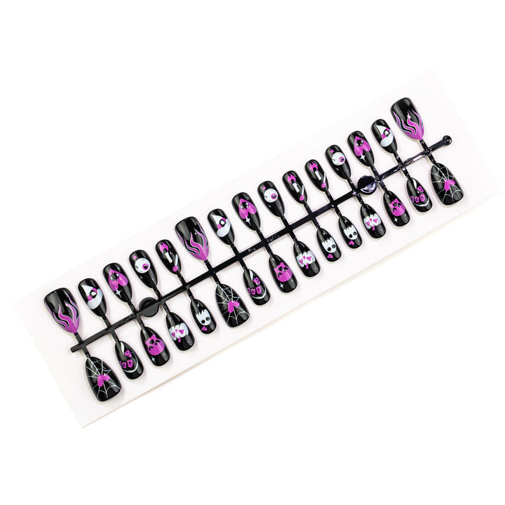 Artistic Skull-Themed Press-On Nail Art Kalsten