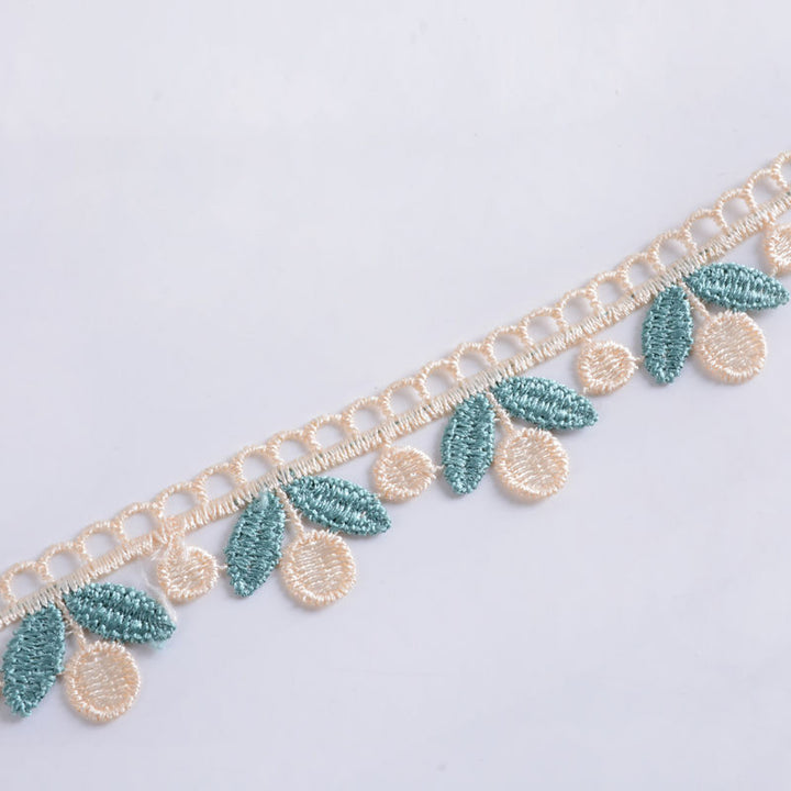 More elegant lace ribbon Kalsten