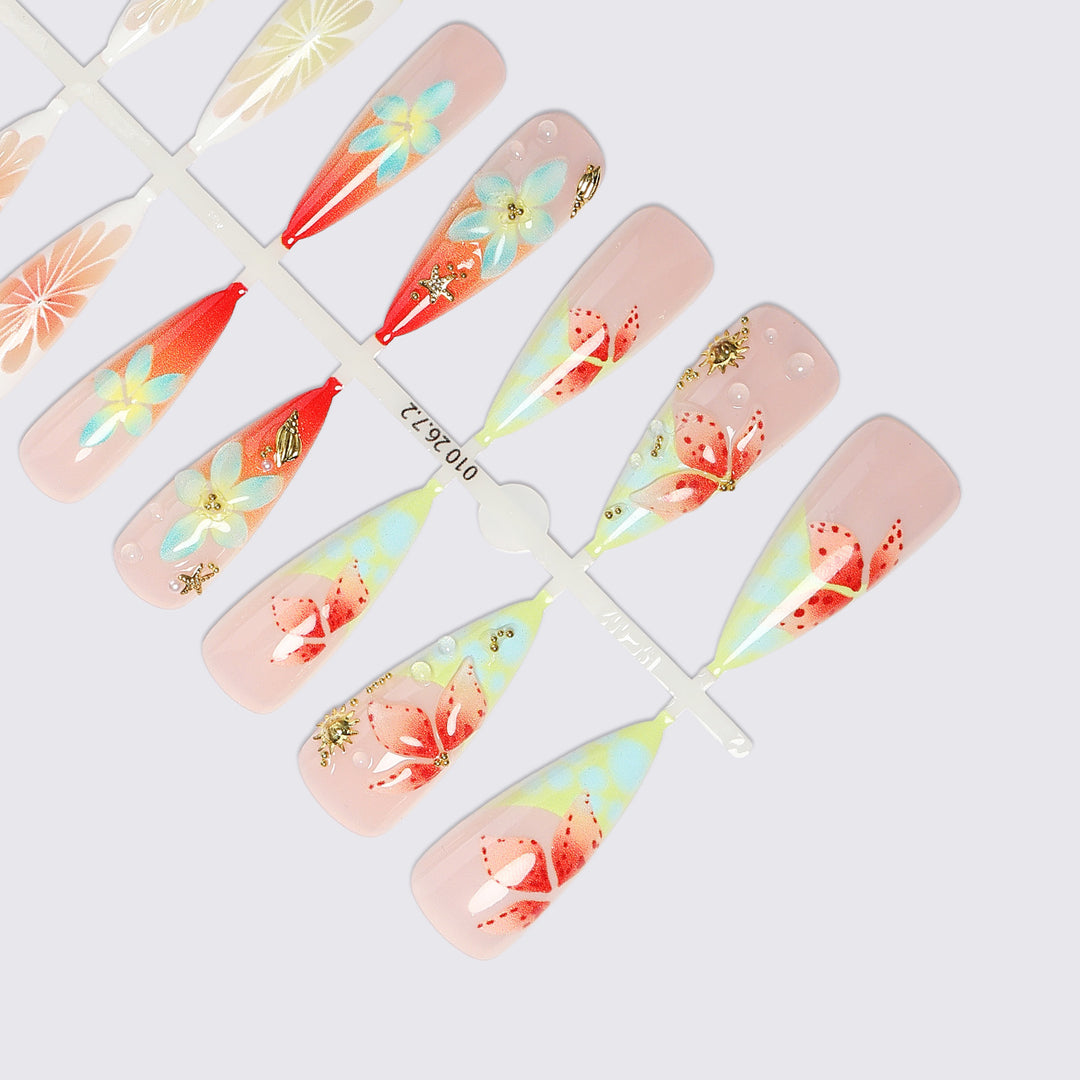 Artificial nail set with floral and maritime accents Kalsten
