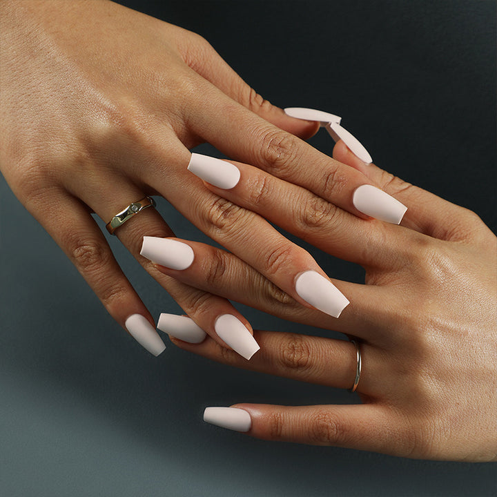 Artful Nail Extensions in Modern Style Kalsten