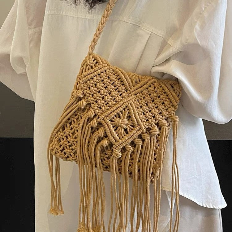 Macramé shoulder bag with fringed details Kalsten