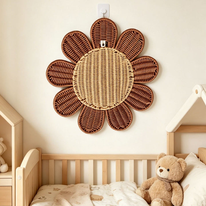 Wall hanger in flower design Kalsten