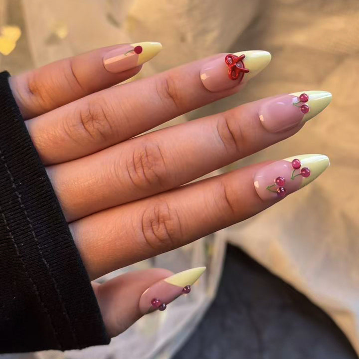 Natural Floral Press-On Nail Set Kalsten