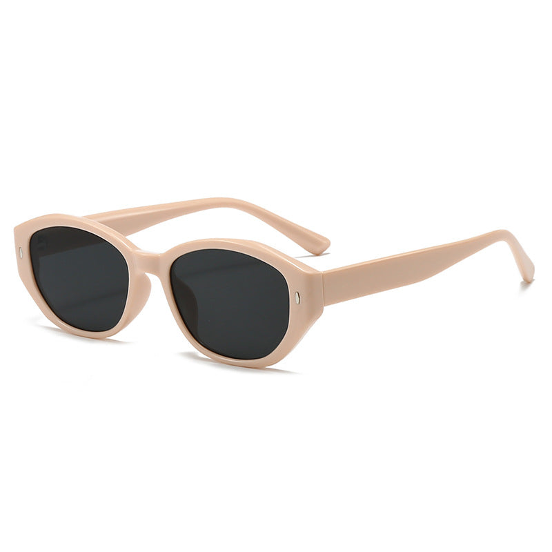 Vintage-Inspired Fashion Sunglasses