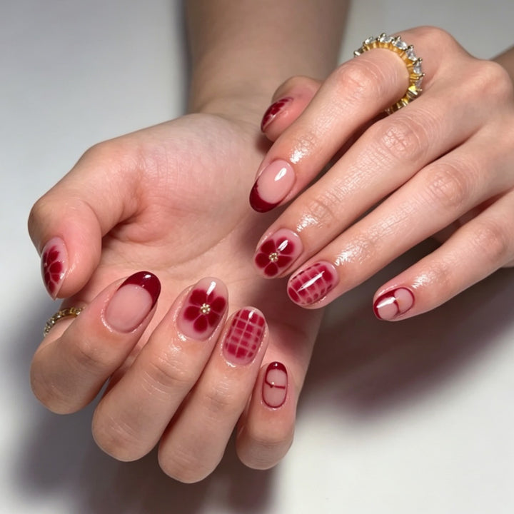 Artistic Floral Nail Art Extensions