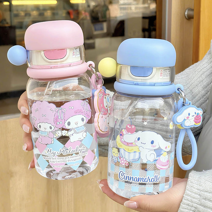 Ladies drinking bottle with practical silicone drinking straw and cute Kalsten motif