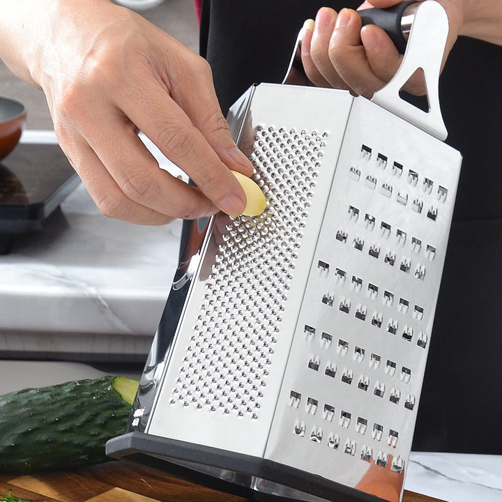 High-quality stainless steel kitchen grater with non-slip base Kalsten