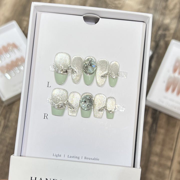 Glamorous Reusable Press-On Nail Set with Gemstone Accents Kalsten