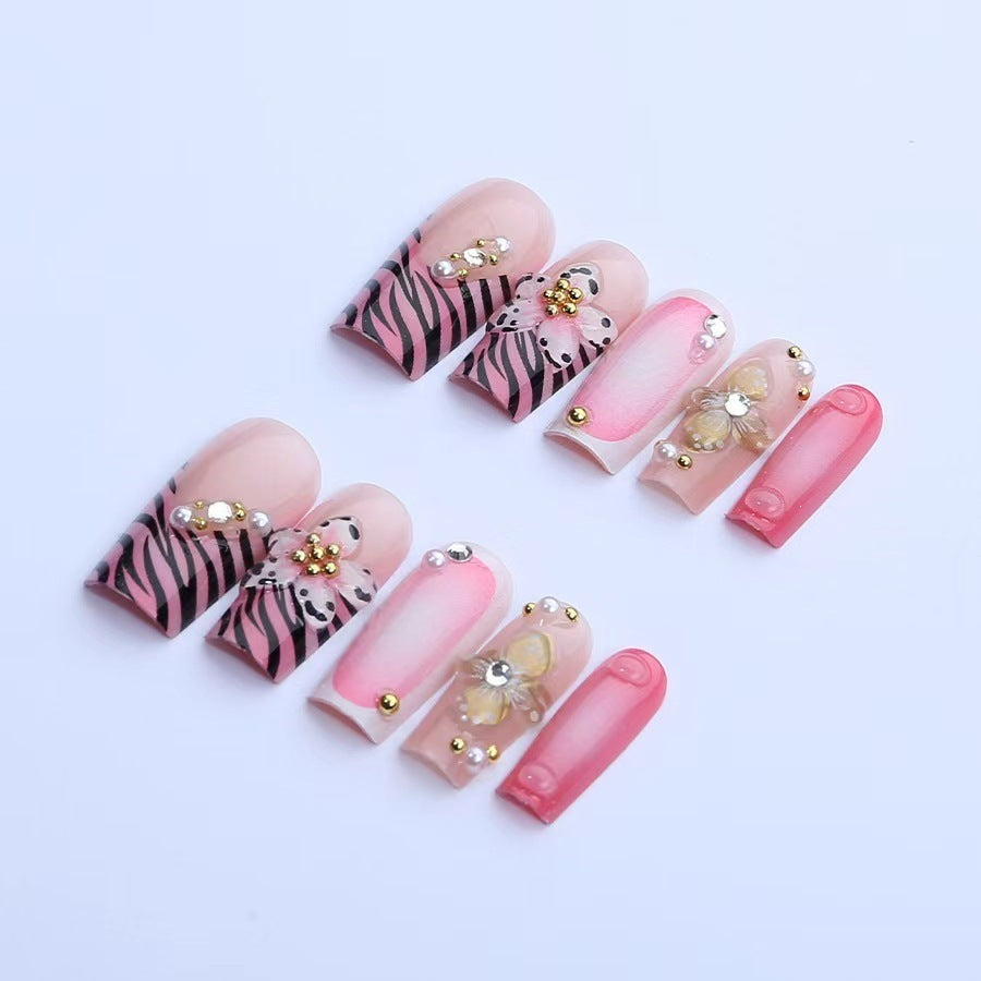 Artificial nail set with floral and glamorous decorations Kalsten