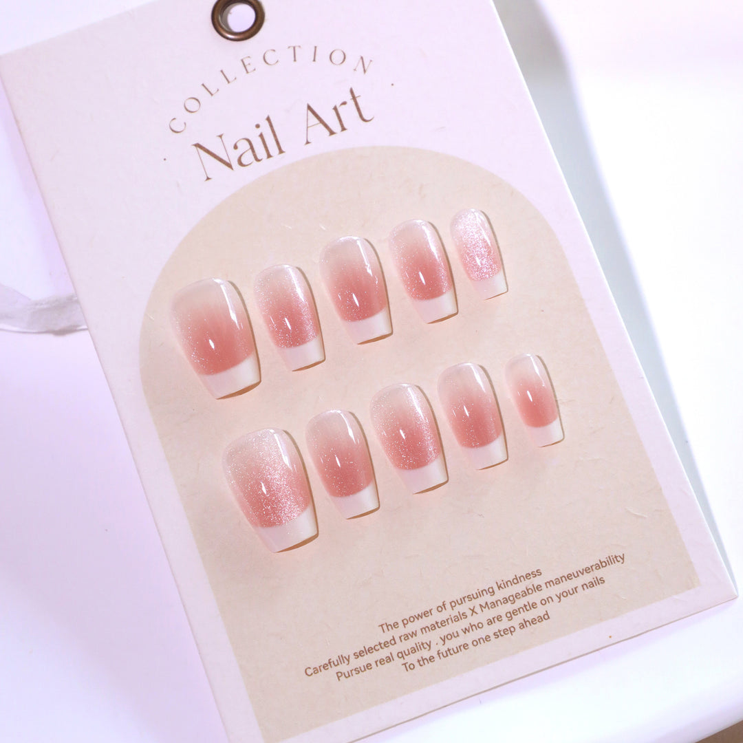 Artificial nails with elegant French tip Kalsten