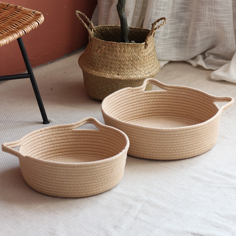 Decorated basket with practical handles Kalsten