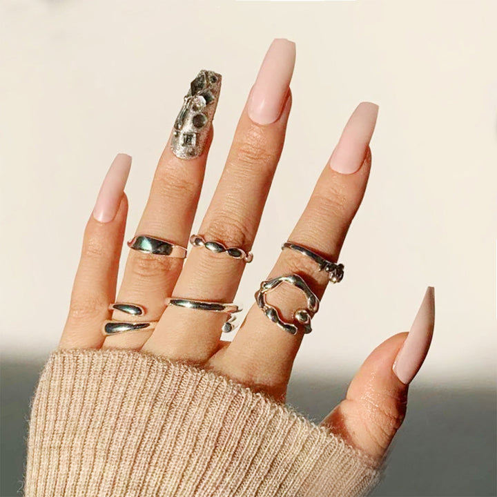 Artful nail art with glitter accents Kalsten