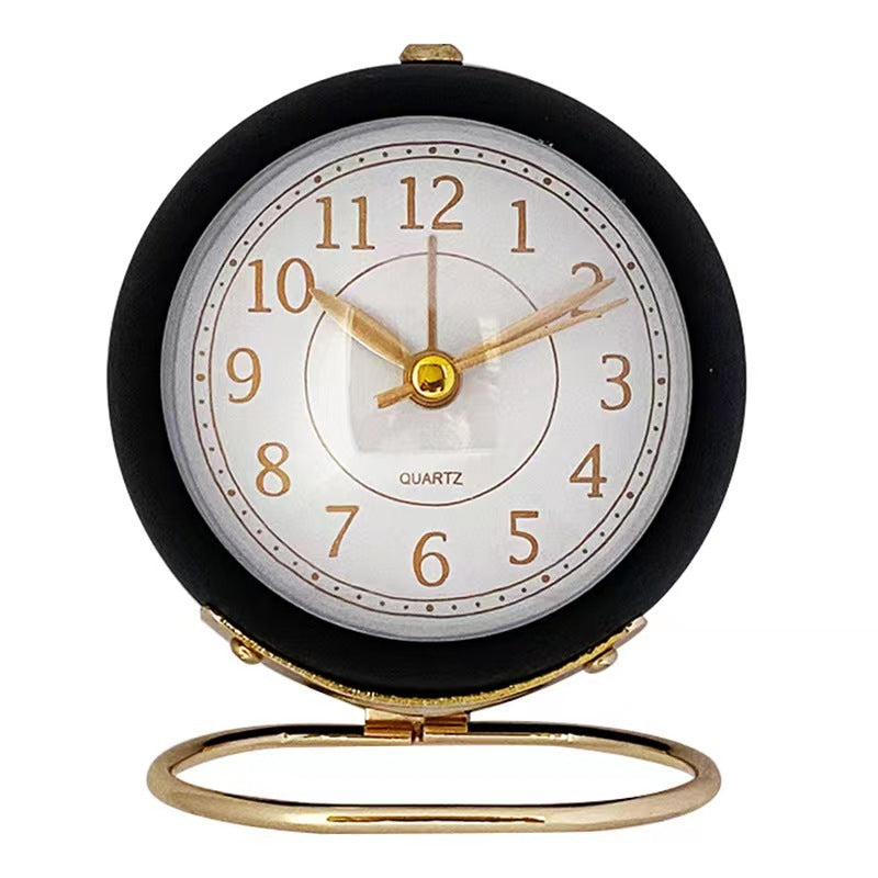 Vintage Desk Clock in Elegant Retro Design Kalsten