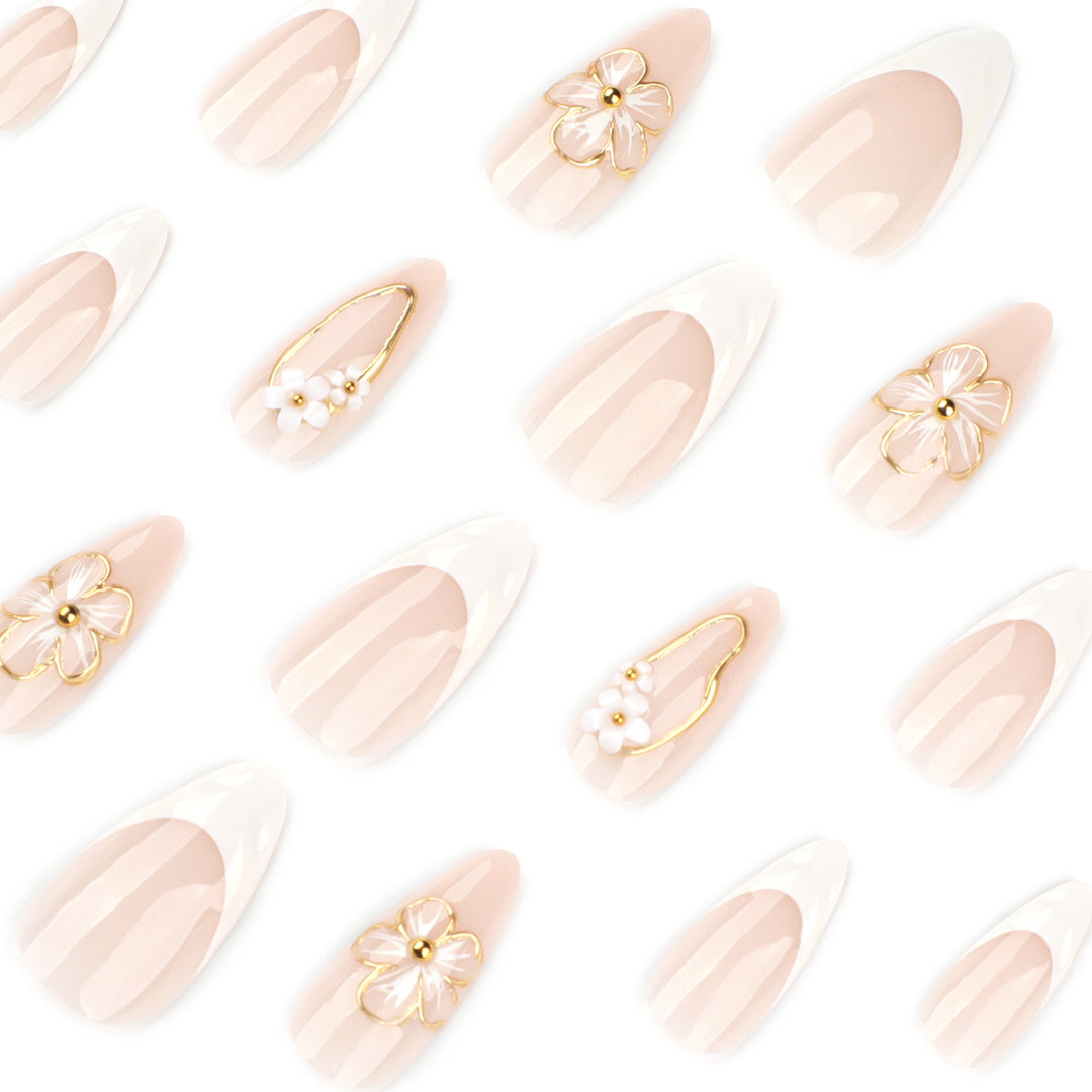 Elegant and artistically designed stiletto nails Kalsten
