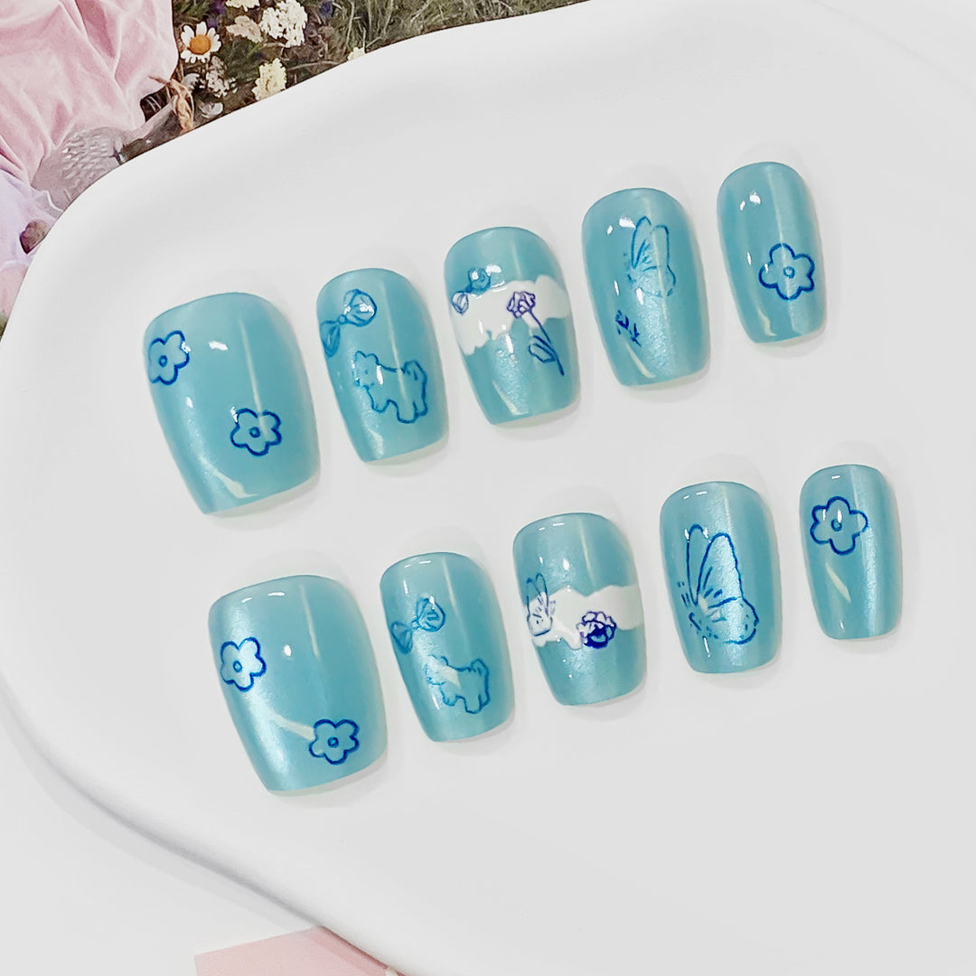 Artistic Artificial Nails with Flower Design Kalsten