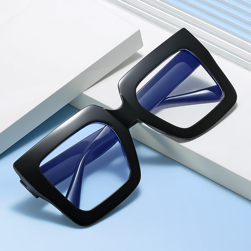 Bold Fashion Statement Sunglasses Kalsten