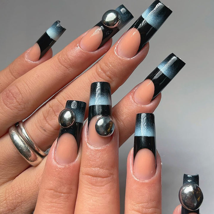 Artificial nails with unique geometric accents Kalsten