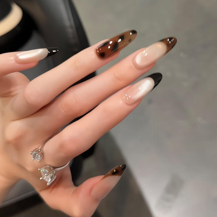 Exclusive art nail tips with elegant color gradient Kalsten