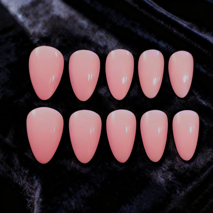 Premium Gel Nail Extensions Kalsten