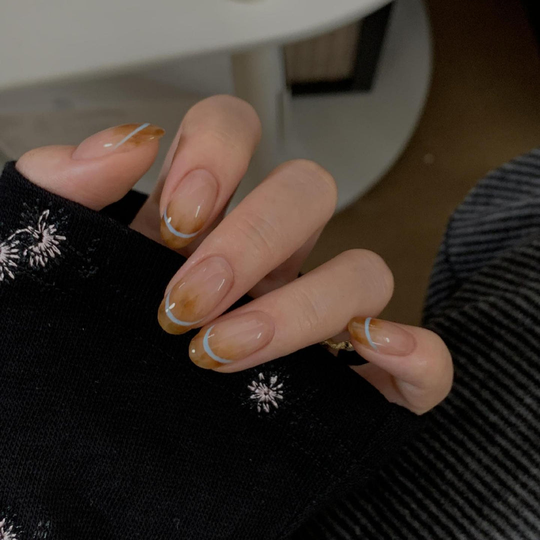 Artificial nails with modern French manicure design Kalsten