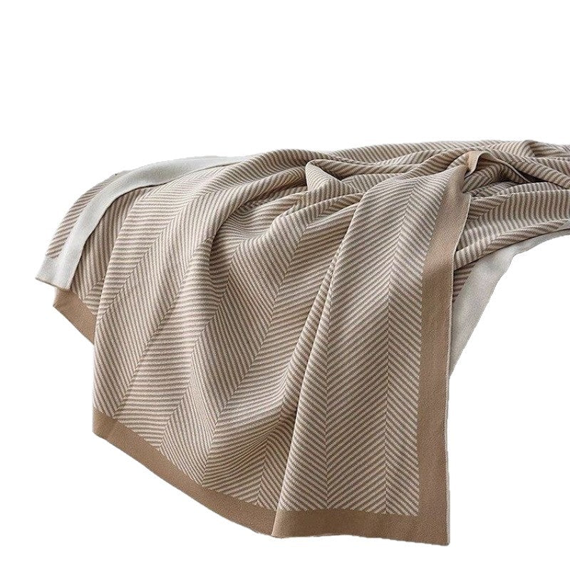 Cozy Lightweight Kalsten Blanket