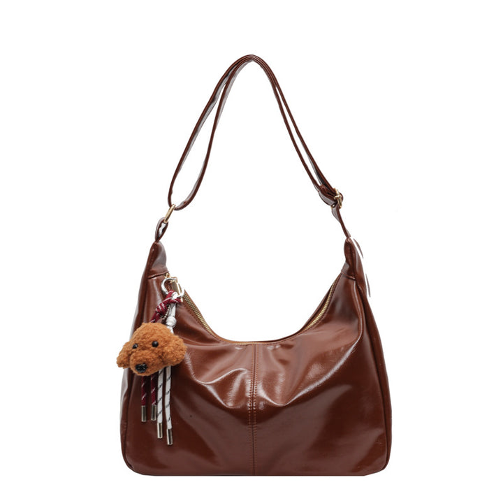 Shoulder bag with charming animal pendant Kalsten